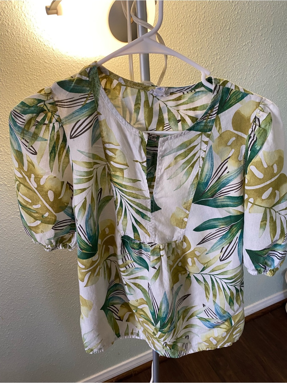 Sigrid Olsen White Blouse with Green Leaf Print